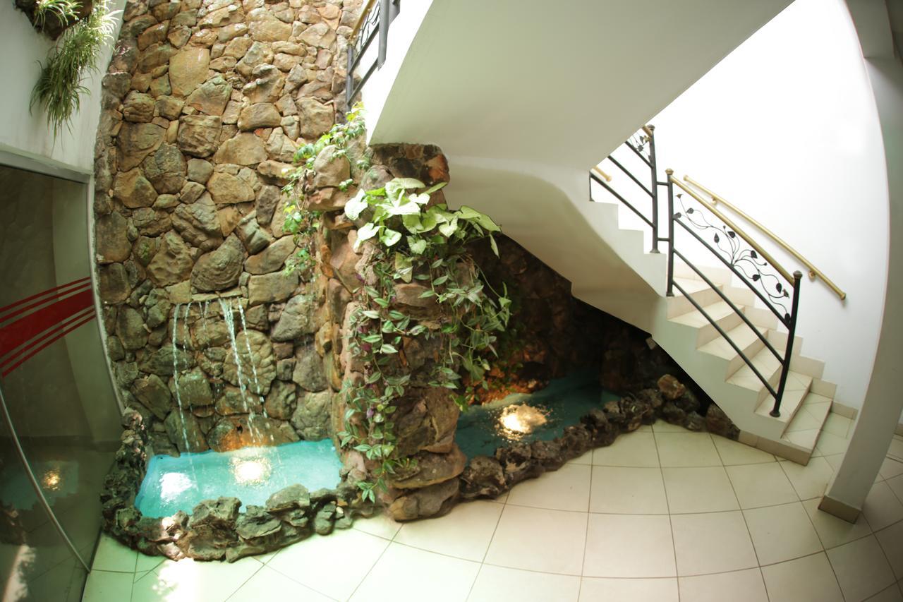 Hotel Del Sur San Lorenzo Buitenkant foto