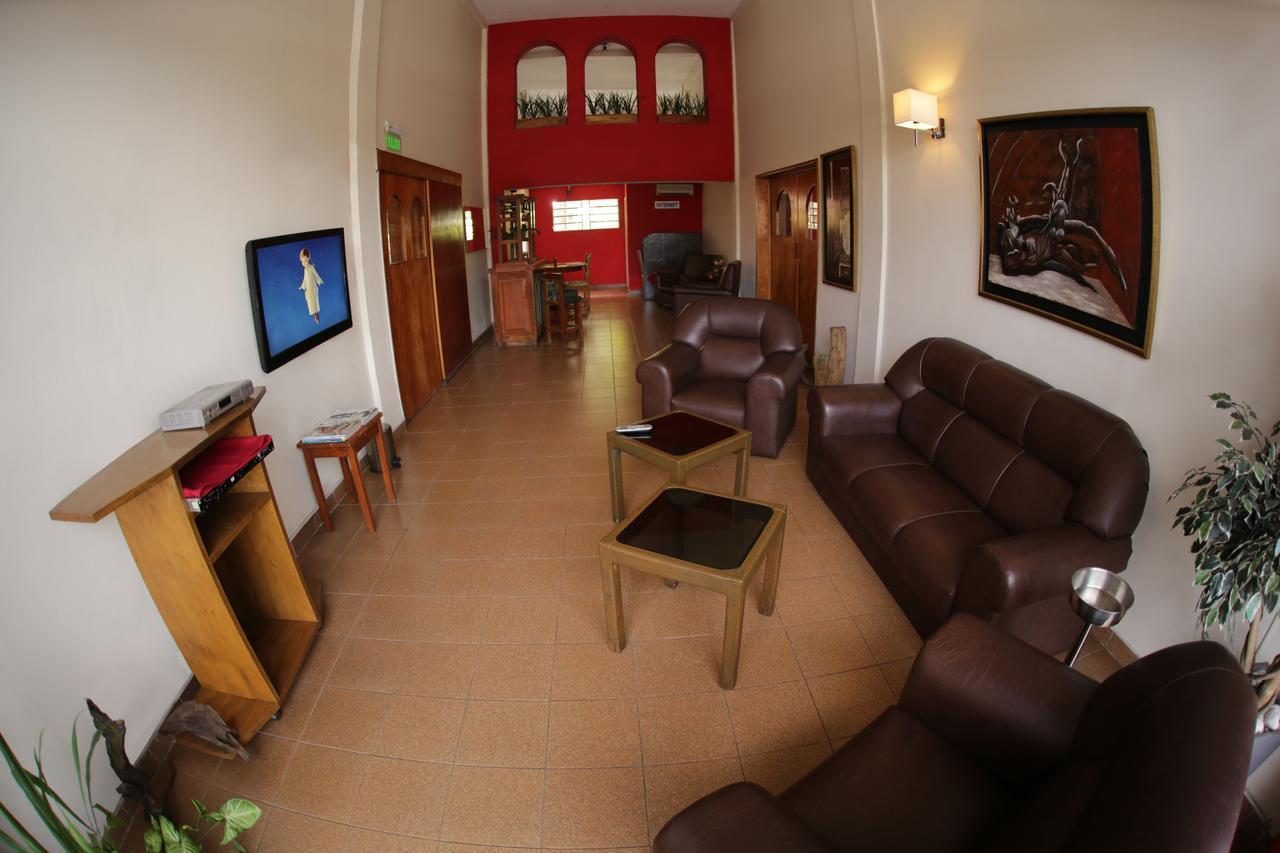 Hotel Del Sur San Lorenzo Buitenkant foto