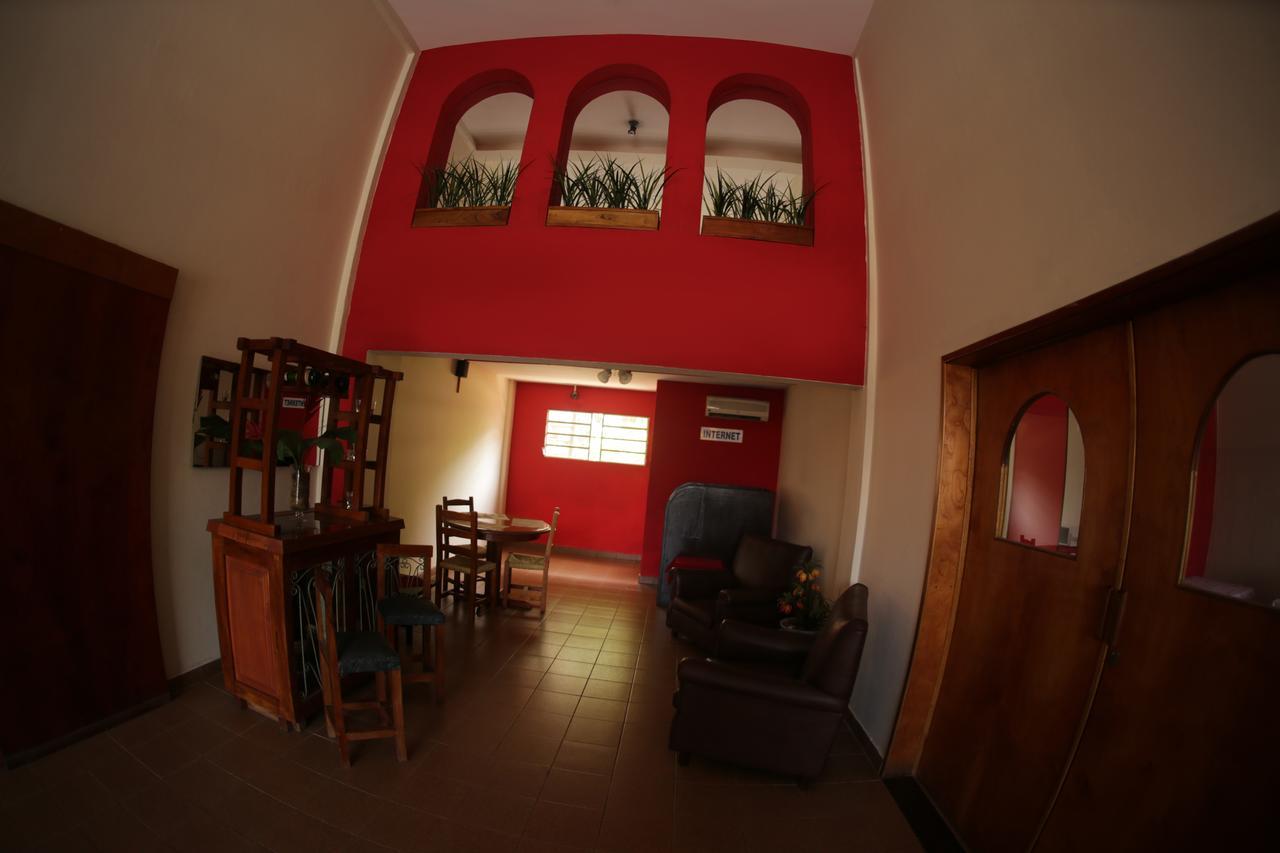 Hotel Del Sur San Lorenzo Buitenkant foto