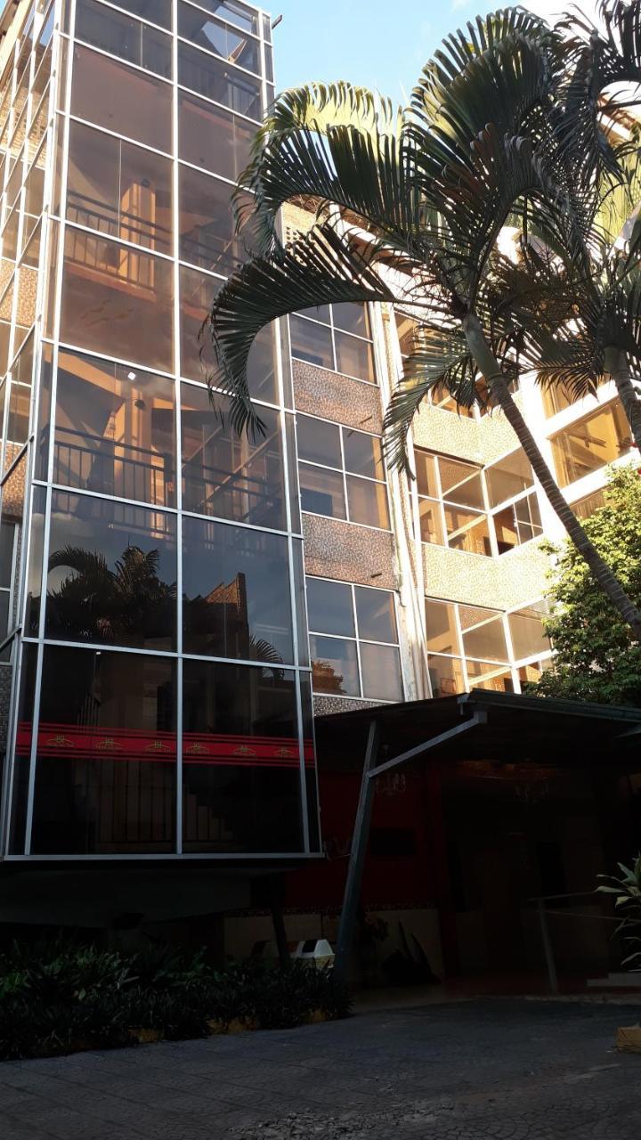 Hotel Del Sur San Lorenzo Buitenkant foto